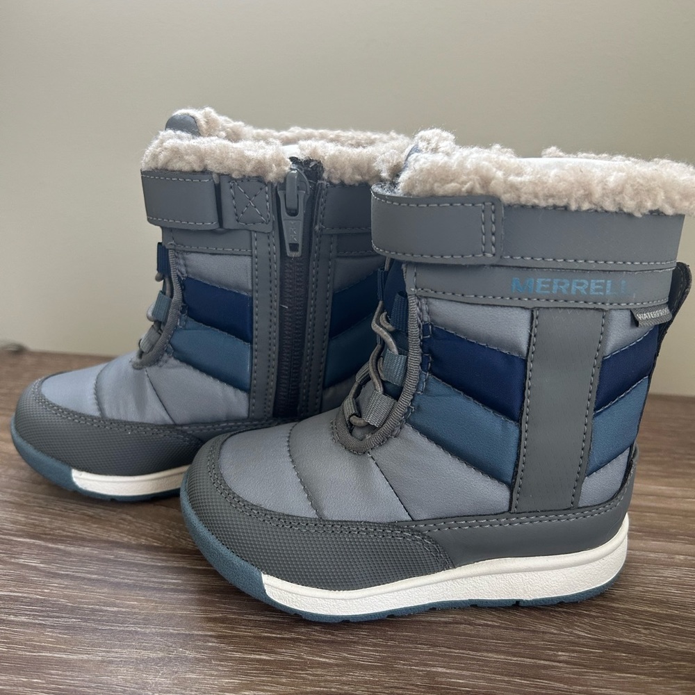 NWOB Merrell Kid's Alpine Puffer Waterproof Jr. Snow Boot, little kids size 6